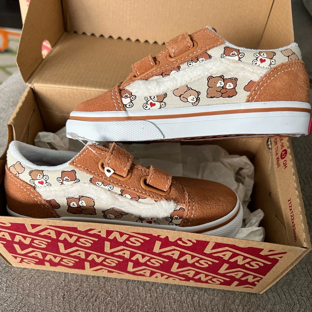 NEW Toddler Vans Brown Bear Hugs Size 8